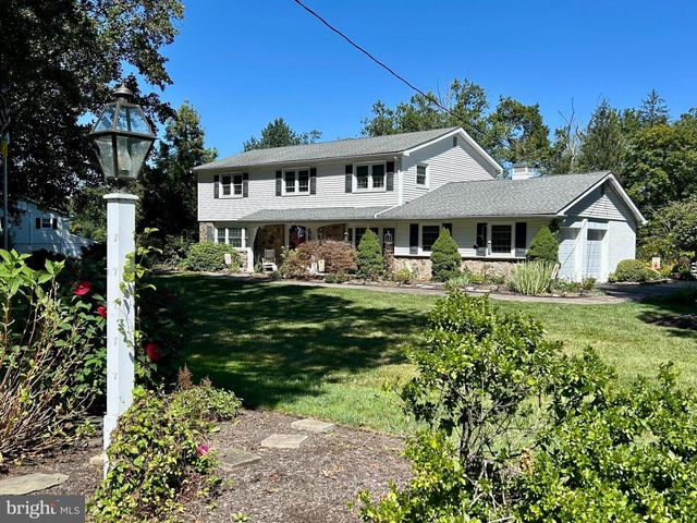 12 PINE VALLEY RD, Doylestown, PA 18901