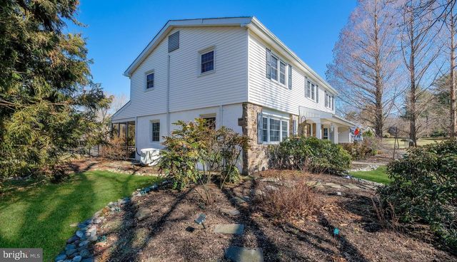 12 PINE VALLEY RD, Doylestown, PA 18901