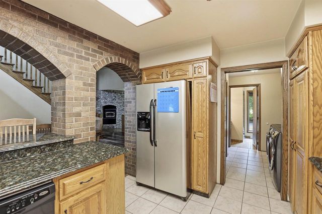 N321 STONEY BROOK ROAD, Appleton, WI 54915