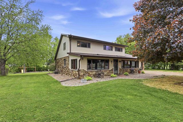 N321 STONEY BROOK ROAD, Appleton, WI 54915