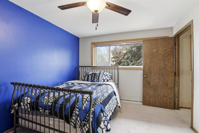 N321 STONEY BROOK ROAD, Appleton, WI 54915