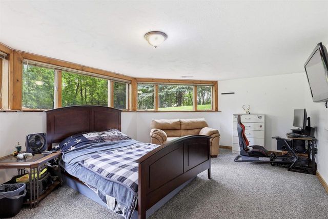 N321 STONEY BROOK ROAD, Appleton, WI 54915