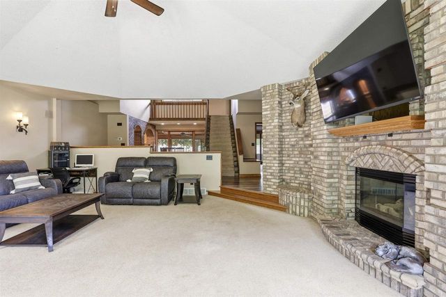 N321 STONEY BROOK ROAD, Appleton, WI 54915