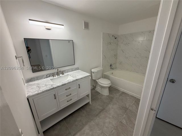 10360 SW 150th Ct 12104, Miami, FL 33196