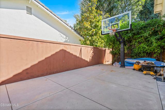 2355 Stormcroft Court, Westlake Village, CA 91361