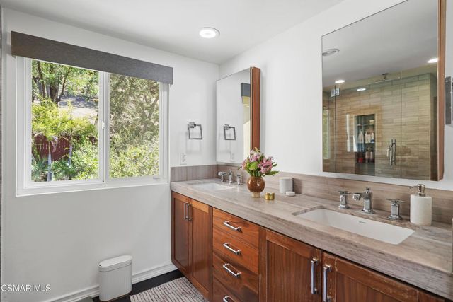 2355 Stormcroft Court, Westlake Village, CA 91361