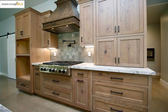 19510 Hess Ave., Sonora, CA 95370