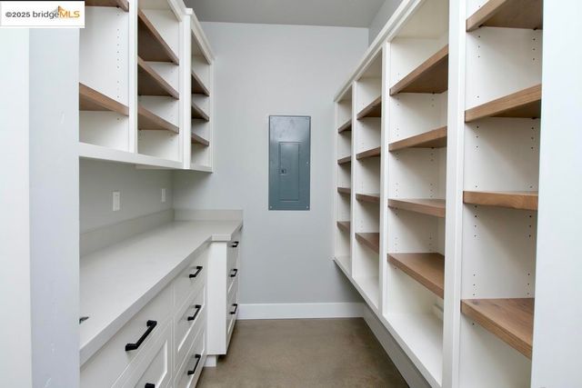 19510 Hess Ave., Sonora, CA 95370