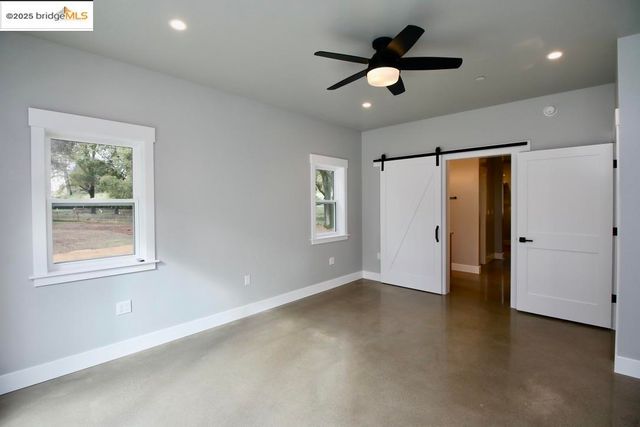 19510 Hess Ave., Sonora, CA 95370