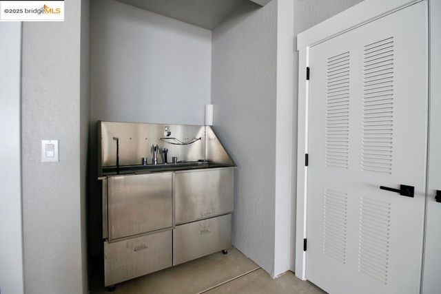 19510 Hess Ave., Sonora, CA 95370