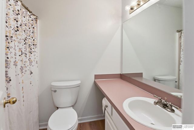 6438 S 164th Avenue, Omaha, NE 68135