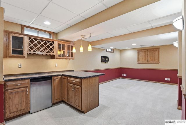 6438 S 164th Avenue, Omaha, NE 68135