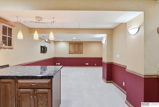 6438 S 164th Avenue, Omaha, NE 68135