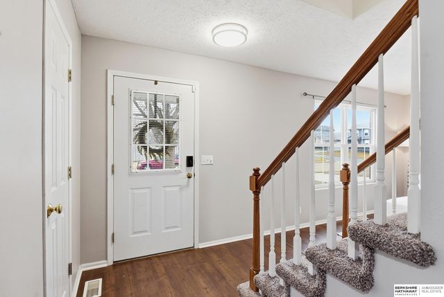 6438 S 164th Avenue, Omaha, NE 68135