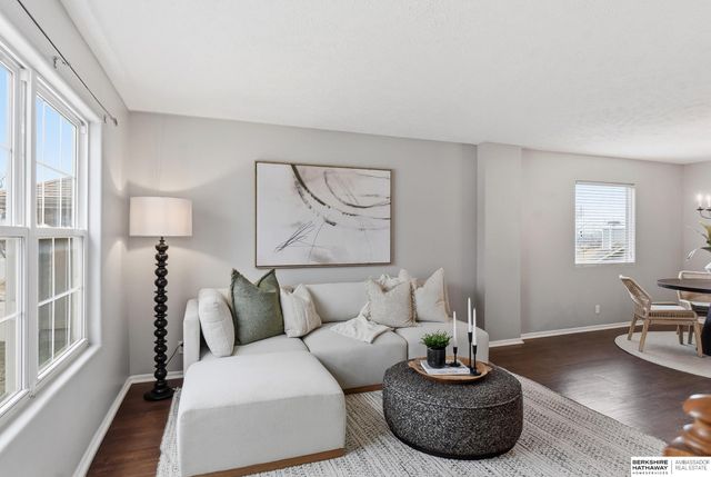 6438 S 164th Avenue, Omaha, NE 68135