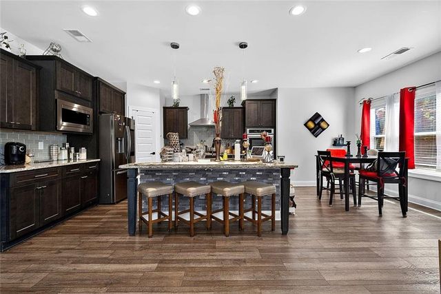 701 Lily Glen Lane, Stockbridge, GA 30281