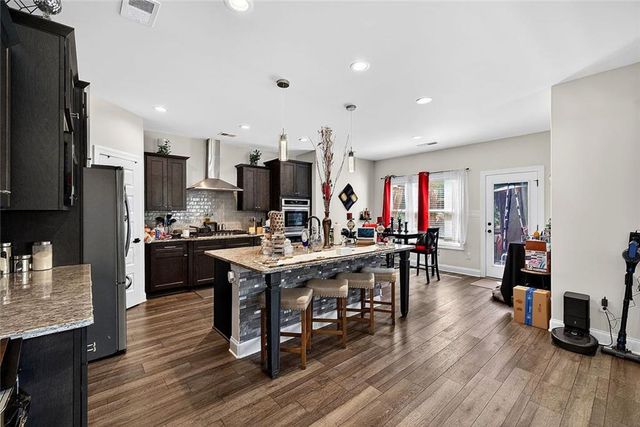 701 Lily Glen Lane, Stockbridge, GA 30281