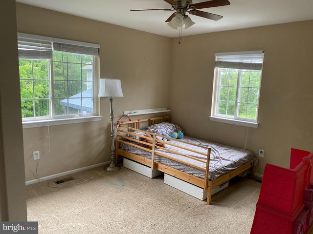 17 HIDDEN COVE CT, Middle River, MD 21220