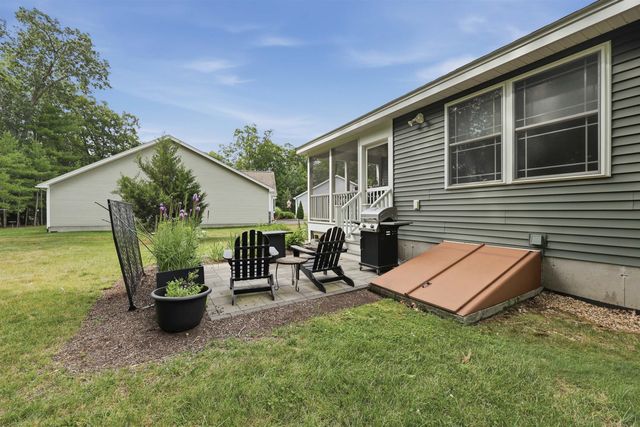 31 Castle Ct Unit 31, Kingston, NH 03848