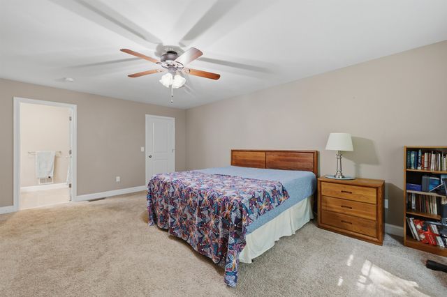 31 Castle Ct Unit 31, Kingston, NH 03848