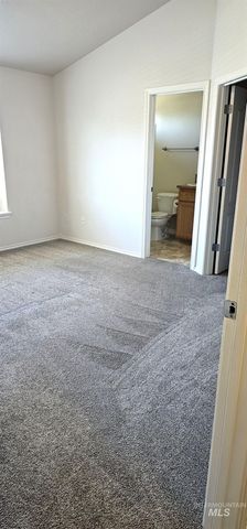 3535 Big Lost Ct, Nampa, ID 83686