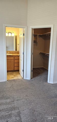 3535 Big Lost Ct, Nampa, ID 83686