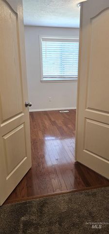 3535 Big Lost Ct, Nampa, ID 83686