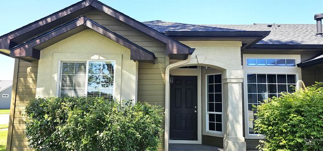 3535 Big Lost Ct, Nampa, ID 83686