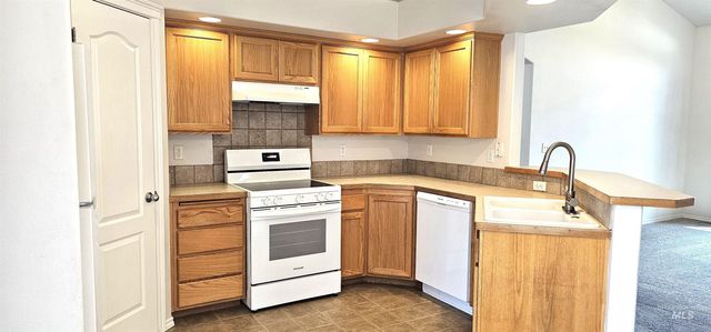 3535 Big Lost Ct, Nampa, ID 83686