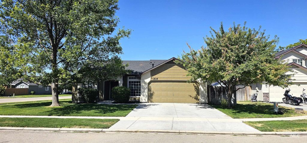 3535 Big Lost Ct, Nampa, ID 83686