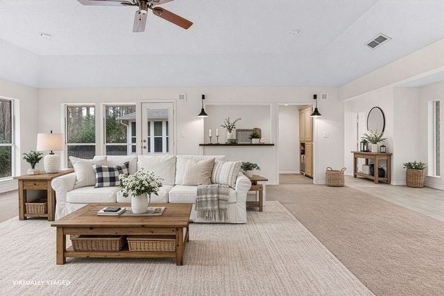 1633 Brookhollow Drive, Hideaway, TX 75771