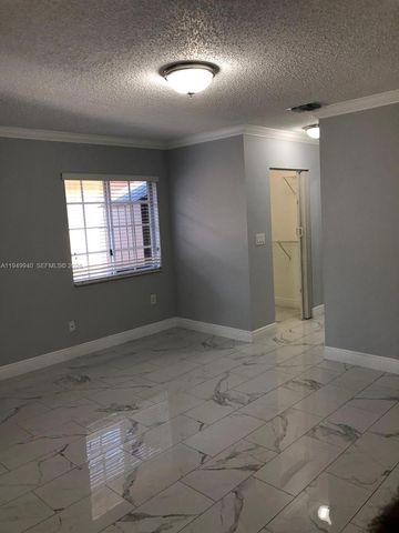 4939 SW 144th Ave, Miami, FL 33175