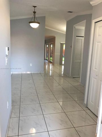 4939 SW 144th Ave, Miami, FL 33175