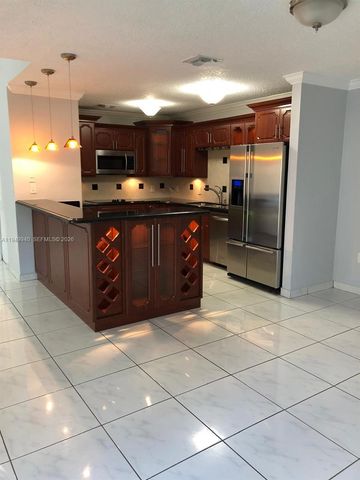 4939 SW 144th Ave, Miami, FL 33175