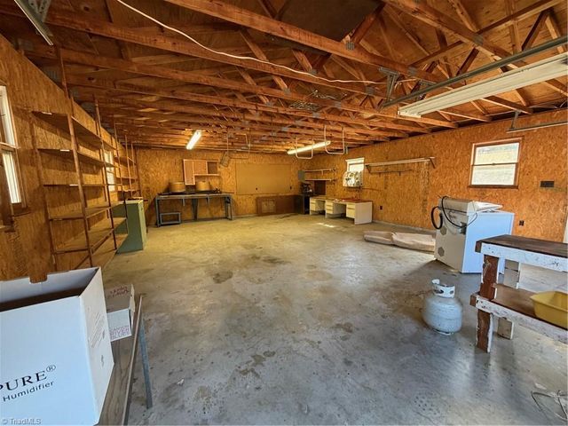 6364 Kimesville Road, Liberty, NC 27298