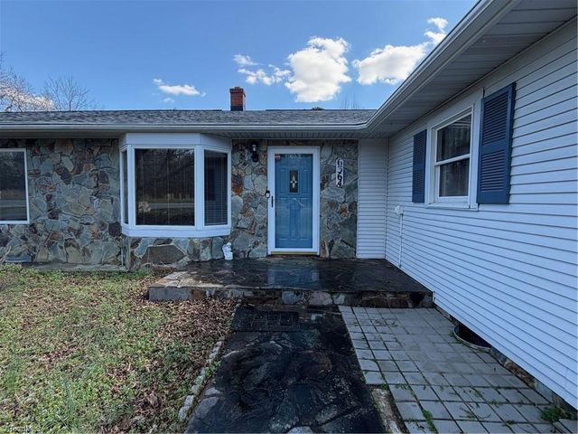 6364 Kimesville Road, Liberty, NC 27298