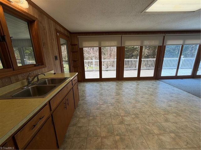 6364 Kimesville Road, Liberty, NC 27298