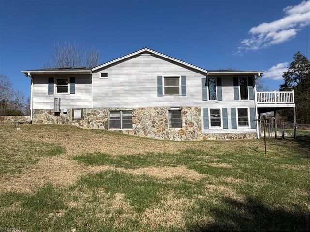 6364 Kimesville Road, Liberty, NC 27298
