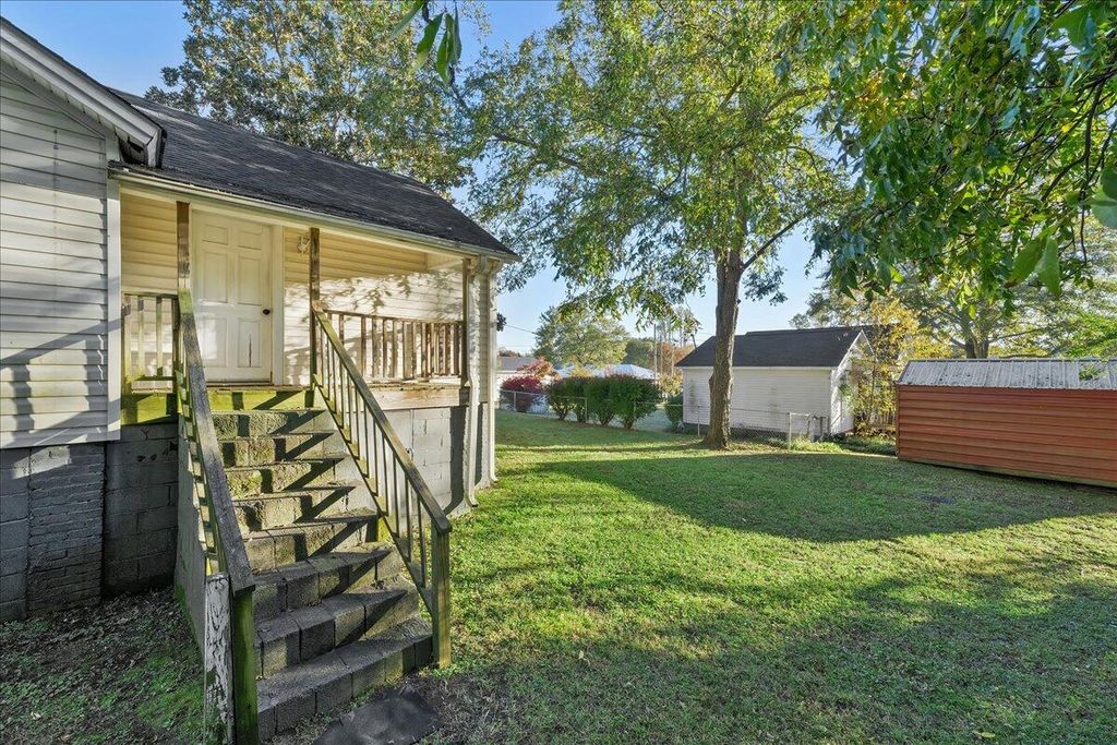 Image 31 of property listing at 504 Blue Ridge Street, Easley, SC 29640