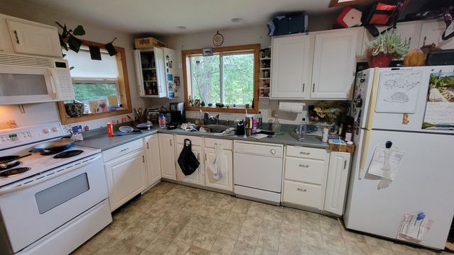 183 Breezy Hill Road, Bradford, NH 03221