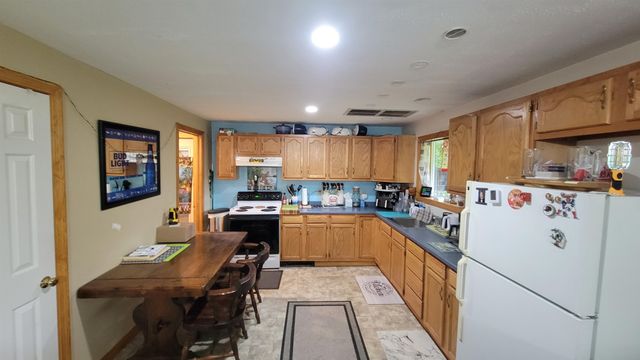 183 Breezy Hill Road, Bradford, NH 03221