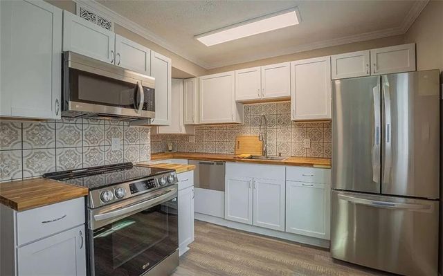 1235 Riverside Drive D1, Gainesville, GA 30501