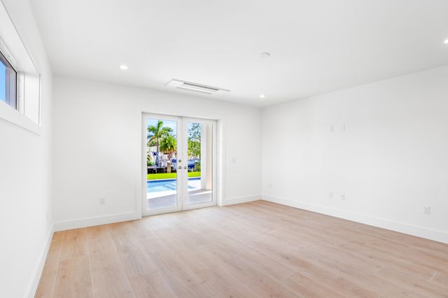 S 226 Coconut Palm Boulevard, Plantation Key, FL 33070