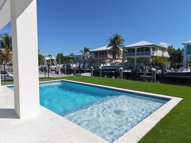 S 226 Coconut Palm Boulevard, Plantation Key, FL 33070