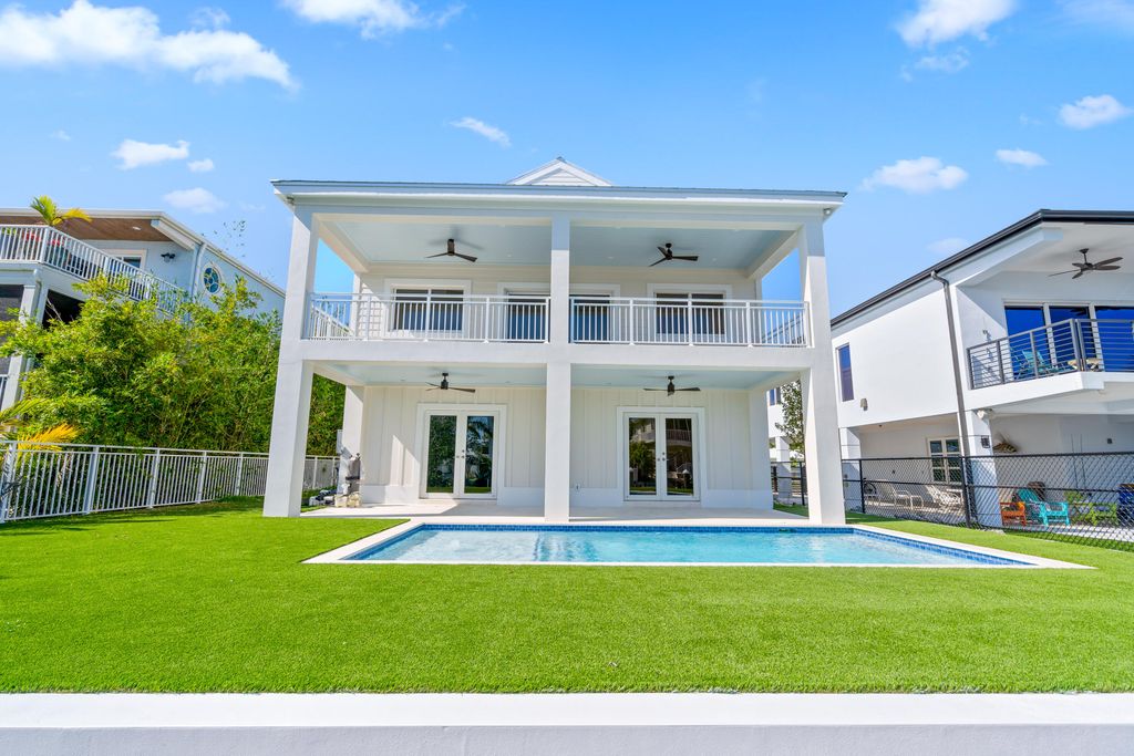 S 226 Coconut Palm Boulevard, Plantation Key, FL 33070