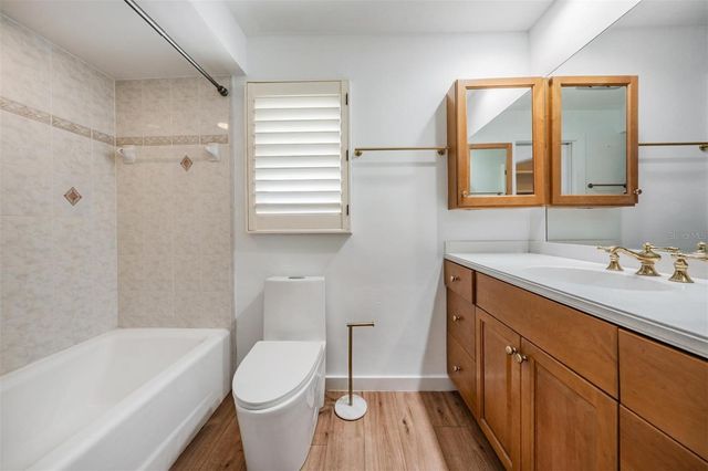 7092 S SHORE DRIVE, St Petersburg, FL 33707