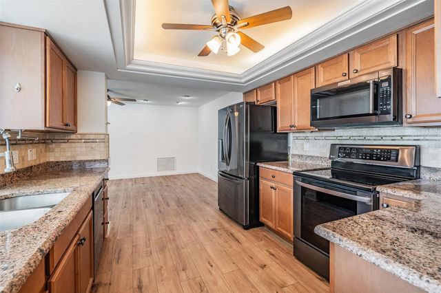 7092 S SHORE DRIVE, St Petersburg, FL 33707