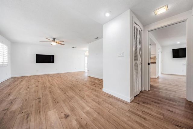 7092 S SHORE DRIVE, St Petersburg, FL 33707