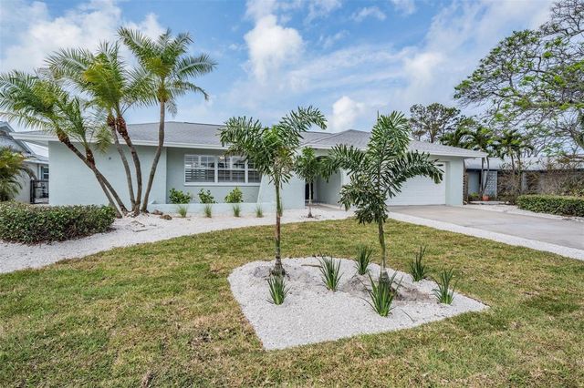 7092 S SHORE DRIVE, St Petersburg, FL 33707