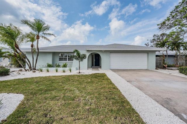 7092 S SHORE DRIVE, St Petersburg, FL 33707